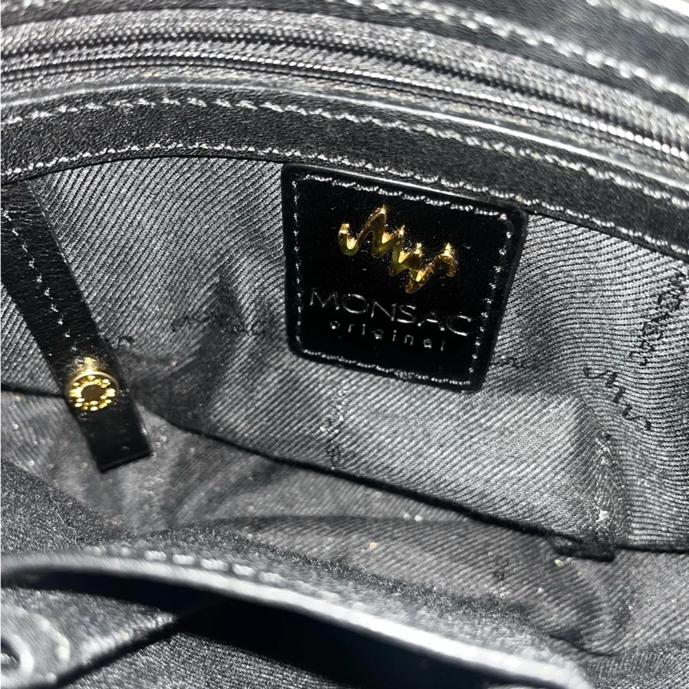 Monsac Small Italian Leather Crossbody/shoulder bag